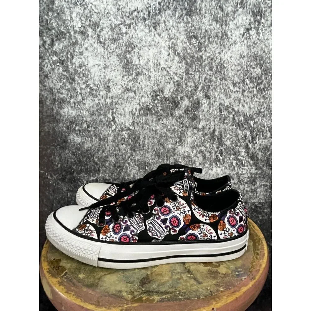 Converse shoes Women 7 men 5 All Star Sugar Skull Black Day Of The Dead Sneakers